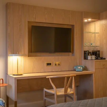 Lancaster Lodge-2